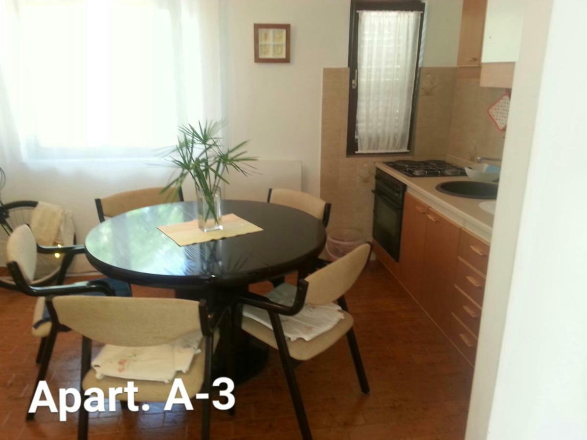 Apartmani A1 Marina, Okrug Gornji Трогир Екстериор снимка